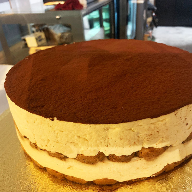 Tiramisu cake